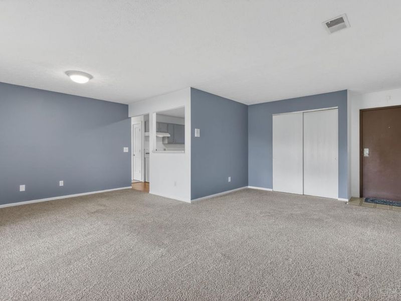 547 Davis Road, Unit 3, Pierce Twp, OH 45255 Photo 5