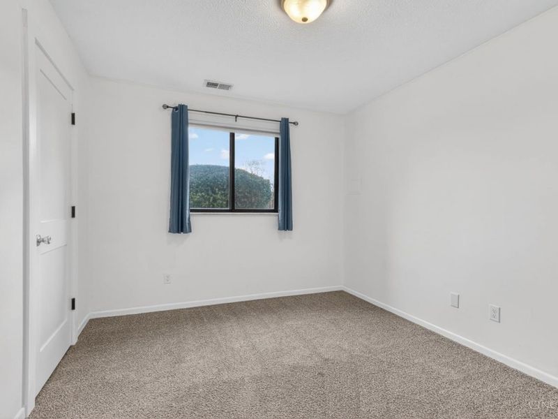 547 Davis Road, Unit 3, Pierce Twp, OH 45255 Photo 9