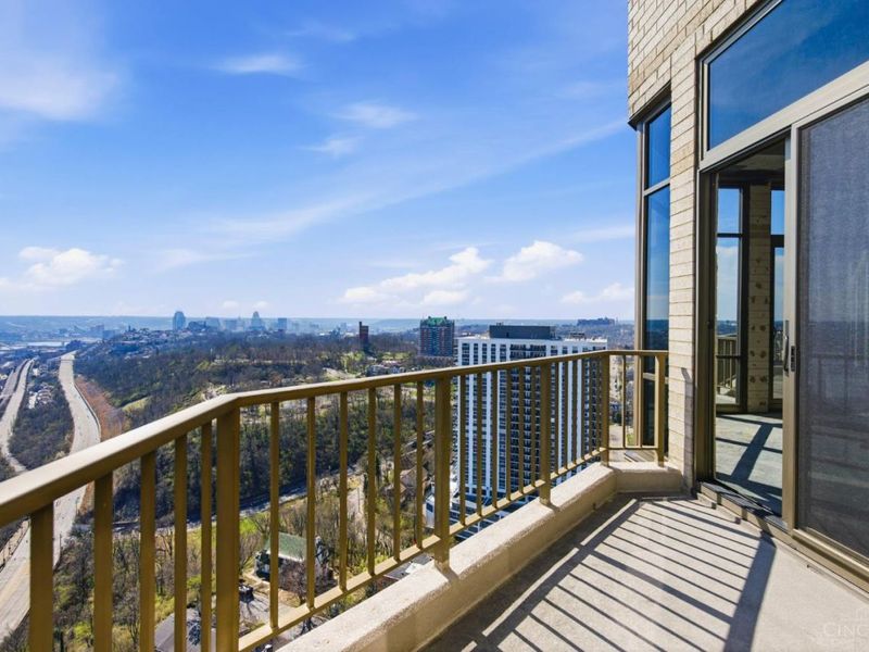 1201 Edgecliff Place, Unit 1230, Cincinnati, OH 45206 Photo 35