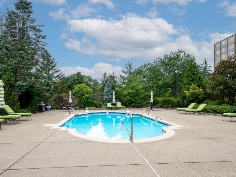 1201 Edgecliff Place, Unit 1230, Cincinnati, OH 45206 Photo 40