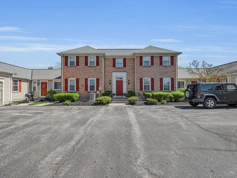 11 Devon Court, Fairfield, OH 45014 Photo 1