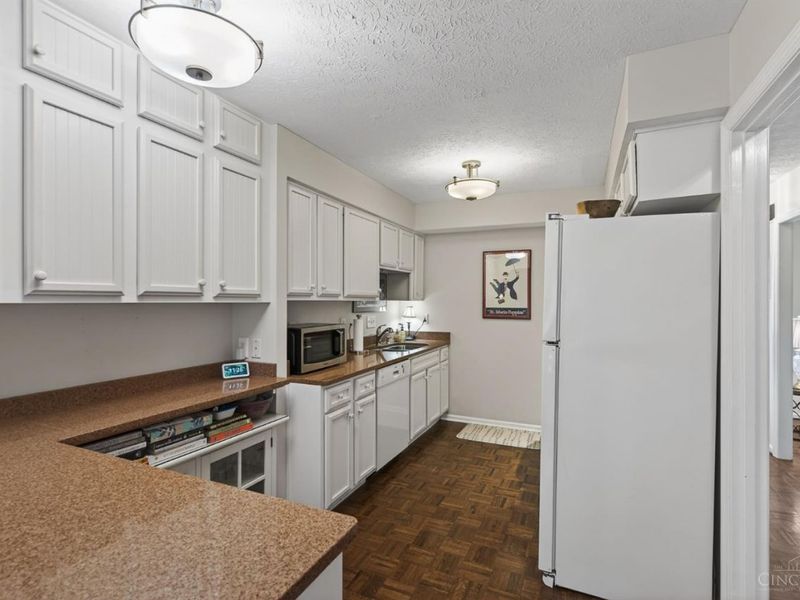 3540 Forestoak Court, Cincinnati, OH 45208 Photo 9