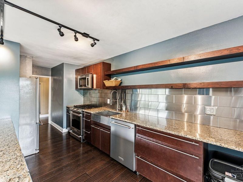 2324 Madison Road, Unit 408, Cincinnati, OH 45208 Photo 15