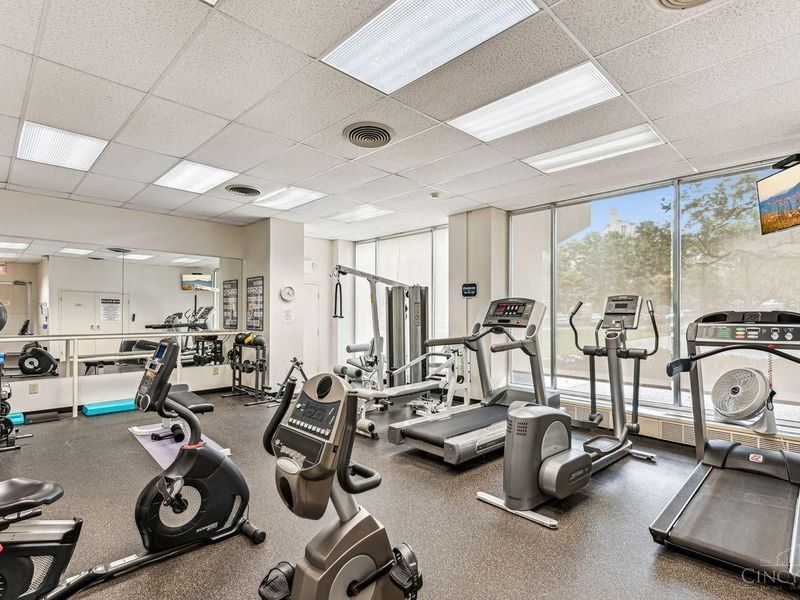 2324 Madison Road, Unit 408, Cincinnati, OH 45208 Photo 32