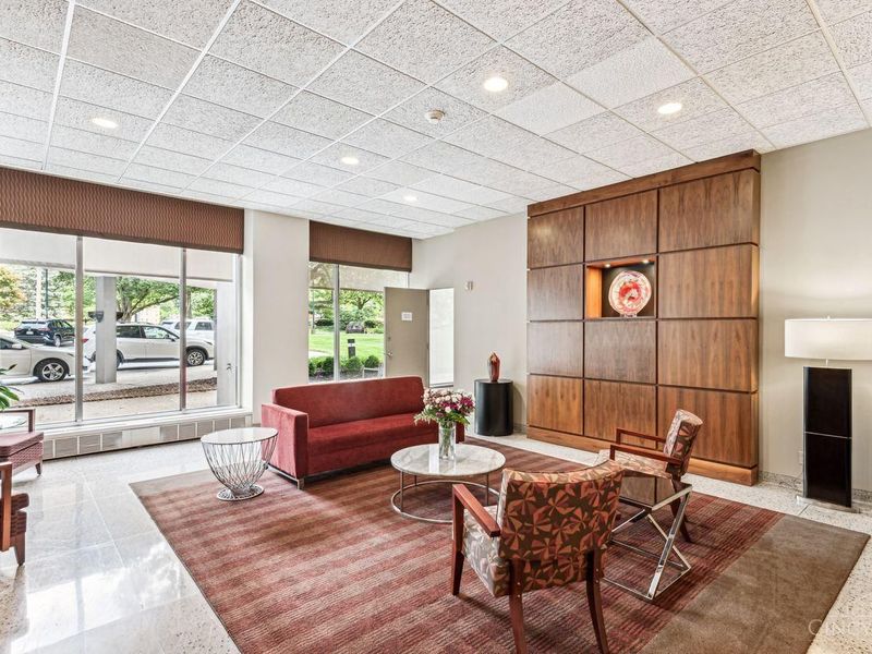 2324 Madison Road, Unit 408, Cincinnati, OH 45208 Photo 4