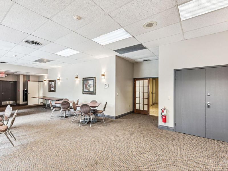 2324 Madison Road, Unit 408, Cincinnati, OH 45208 Photo 5