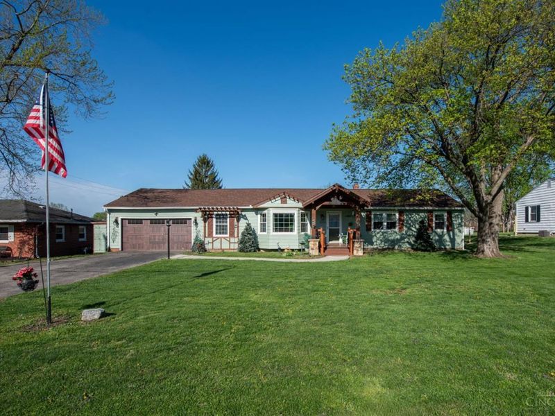 300 Arcadia Drive, Middletown, OH 45042 Photo 2