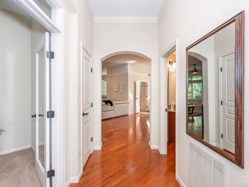 1056 Logan Landing, Pierce Twp, OH 45245 Photo 3