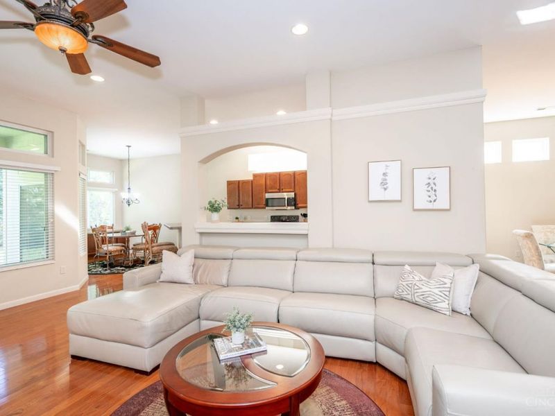 1056 Logan Landing, Pierce Twp, OH 45245 Photo 8