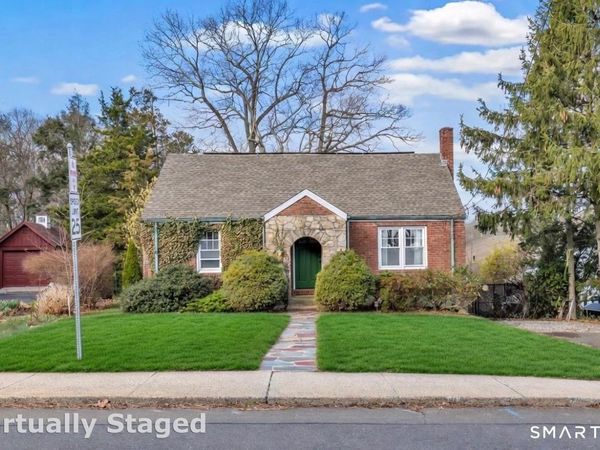 108 Ivy, Branford, CT 06405