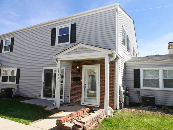 151 Peter Court, Unit B, Bartlett, IL 60103