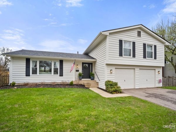 800 Fellows Street , St. Charles, IL 60174