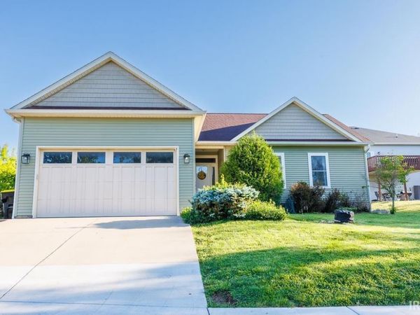 1264 W Hedge Apple Lane, Bloomington, IN 47404