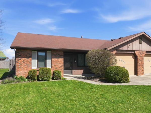 9521 Vista Park Drive, New Haven, IN 46774