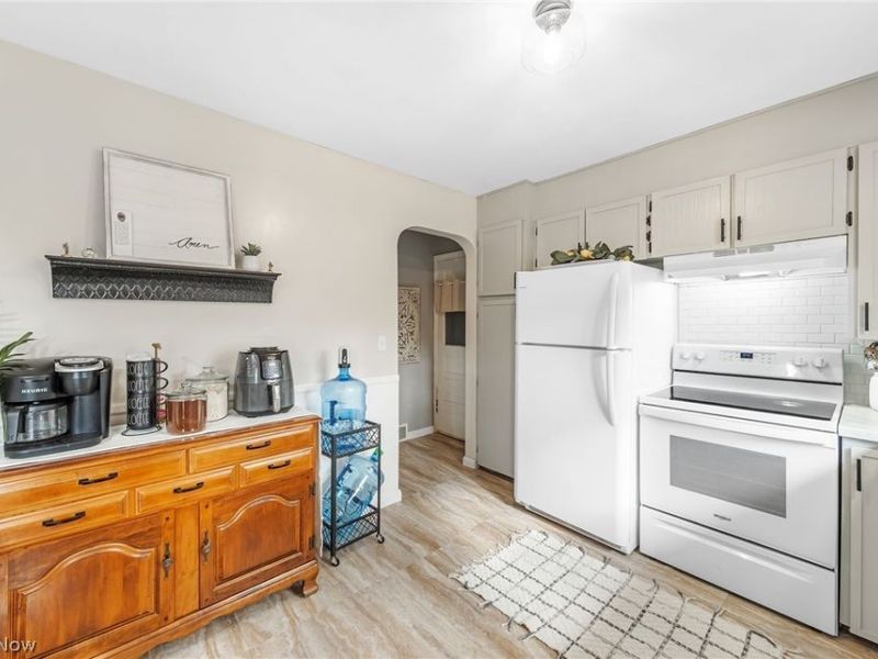 339 Schrop Avenue, Akron, OH 44312 Photo 18