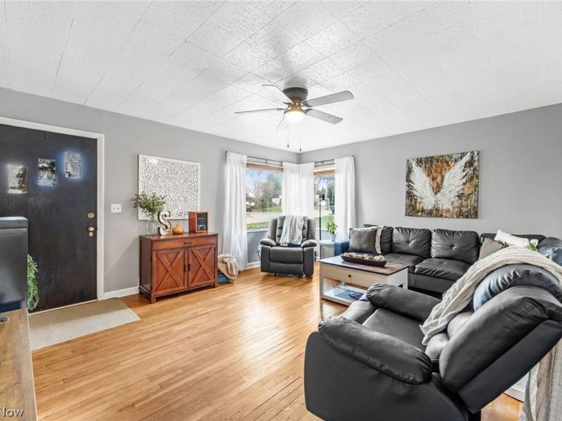 339 Schrop Avenue, Akron, OH 44312 Photo 5