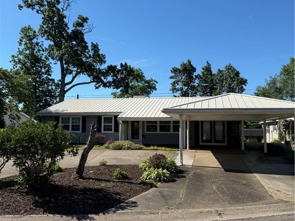 339 Guilford Avenue, Woodsfield, OH 43793