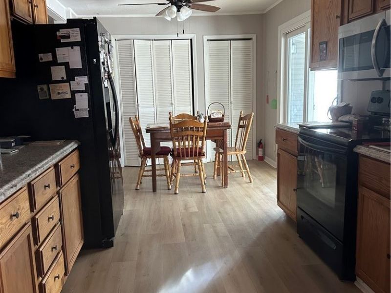 339 Guilford Avenue, Woodsfield, OH 43793 Photo 10