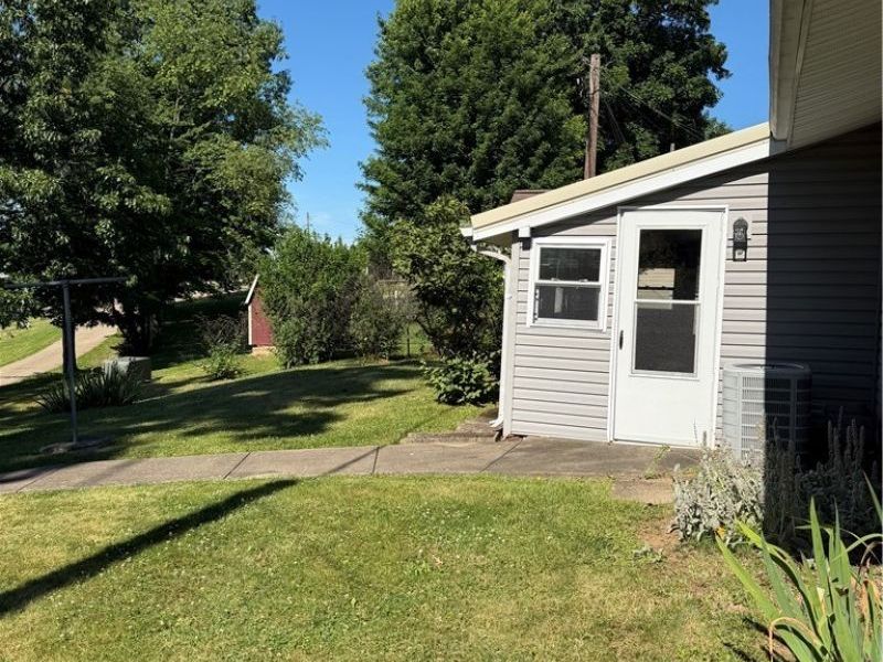 339 Guilford Avenue, Woodsfield, OH 43793 Photo 46