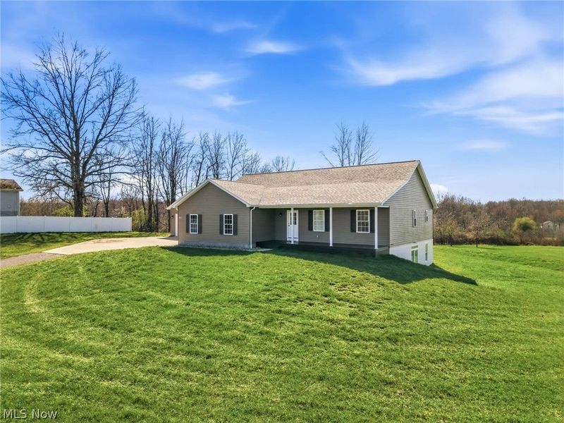 3766 Pothour Wheeler Road, Hubbard, OH 44425 Photo 2