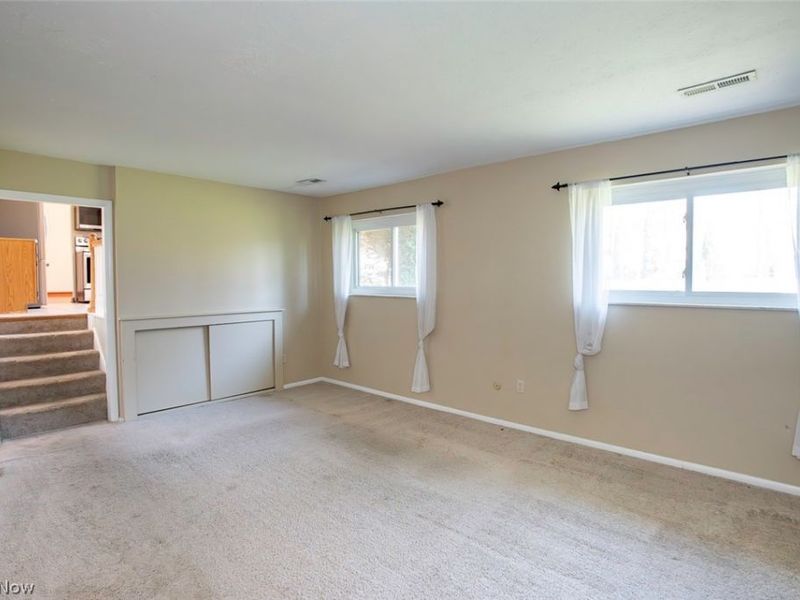 18267 Walnut Drive, Strongsville, OH 44149 Photo 12