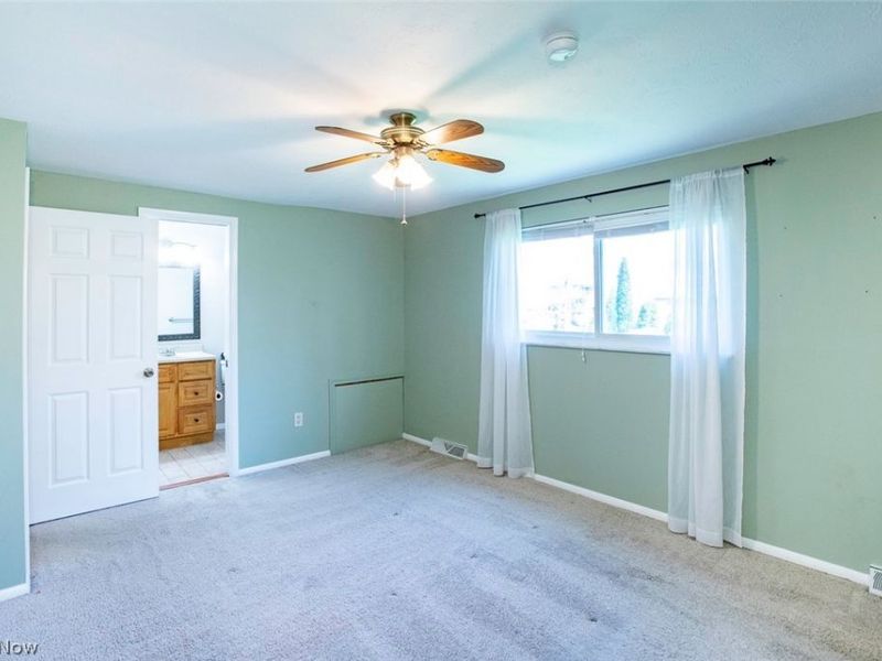 18267 Walnut Drive, Strongsville, OH 44149 Photo 22