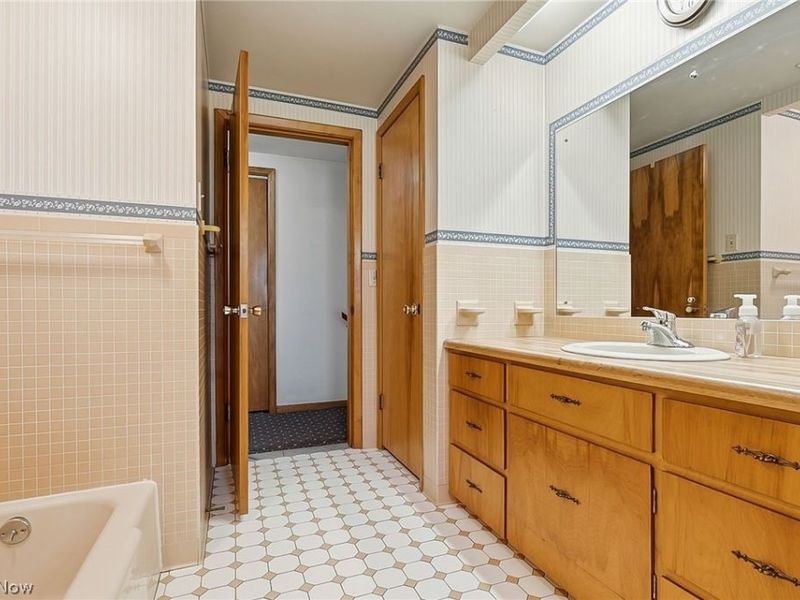 6475 15th Street NE, East Canton, OH 44730 Photo 22