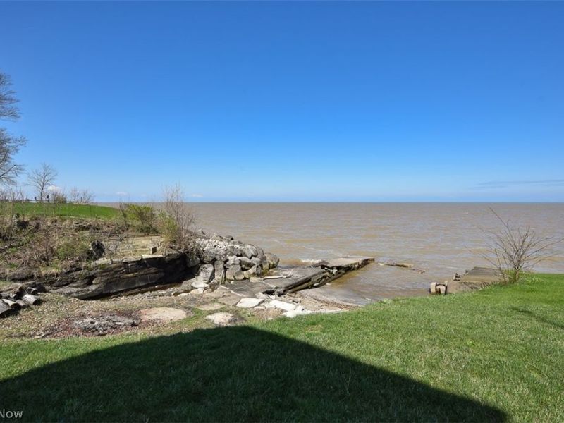 280 Buckeye Drive, Unit 7, Sheffield Lake, OH 44054 Photo 5