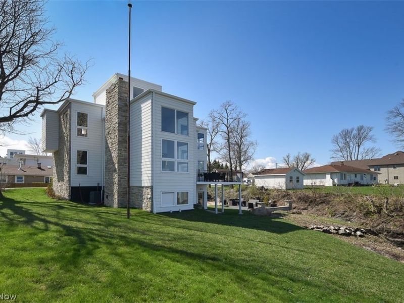 280 Buckeye Drive, Unit 7, Sheffield Lake, OH 44054 Photo 6