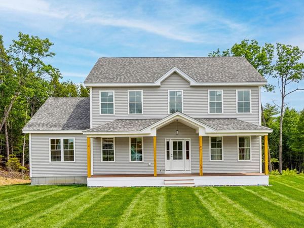 10 Blaisdell Court, Raymond, NH 03077