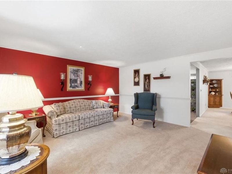 6630 Green Lee Court, Huber Heights, OH 45424 Photo 2