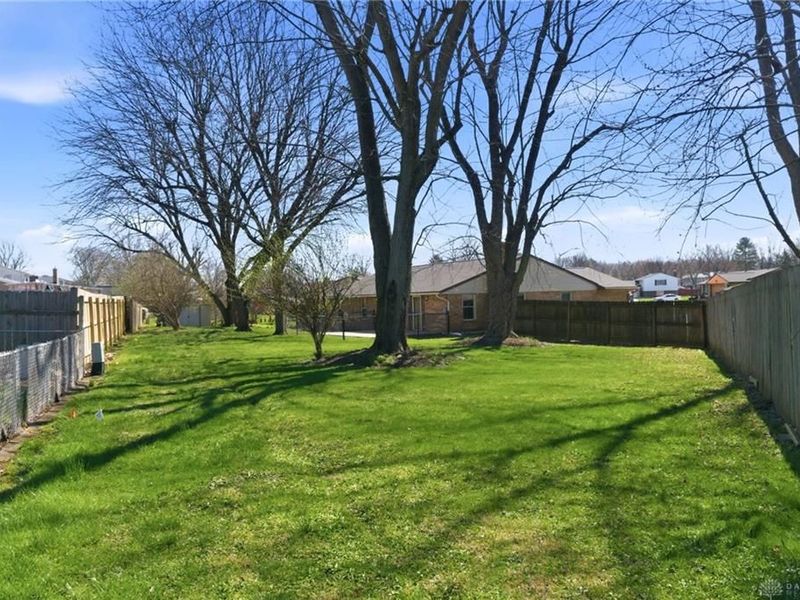 6630 Green Lee Court, Huber Heights, OH 45424 Photo 29