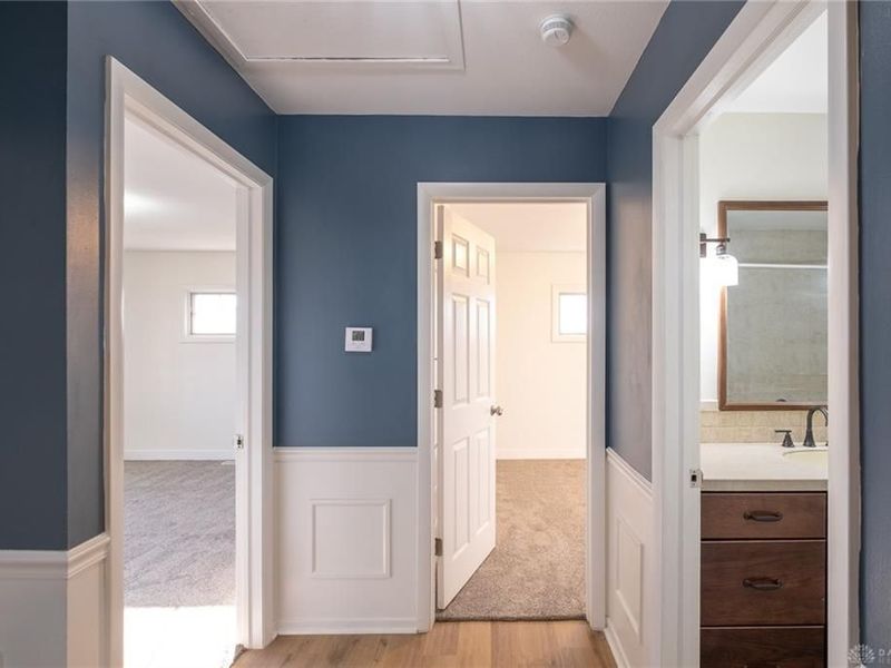 1030 Chateau Drive, Kettering, OH 45429 Photo 12