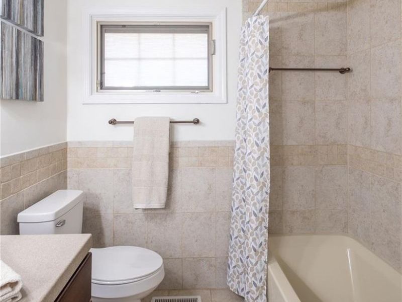 1030 Chateau Drive, Kettering, OH 45429 Photo 14