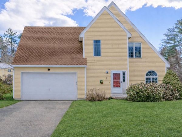 21 Daffodil Court, Unit 16, Naples, ME 04055