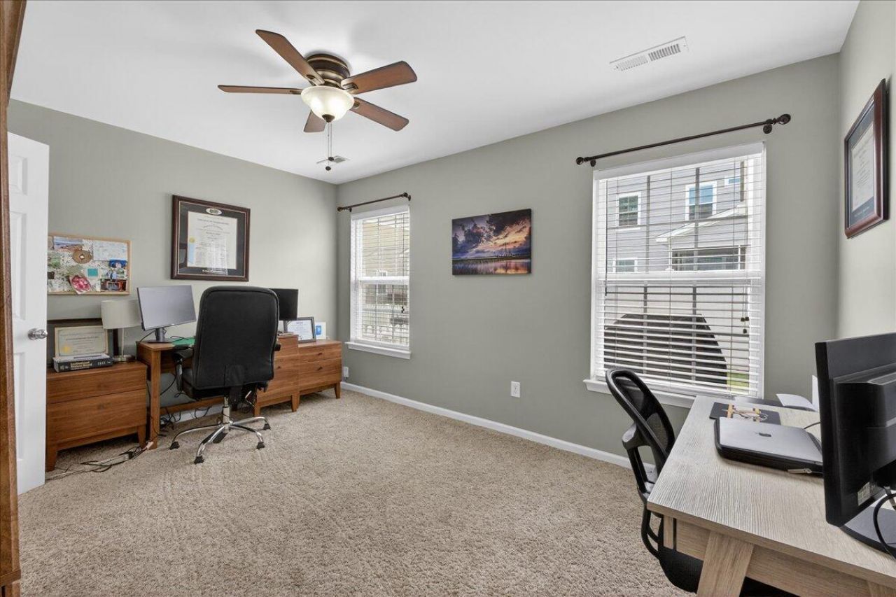 244 Larissa Drive Photo 17