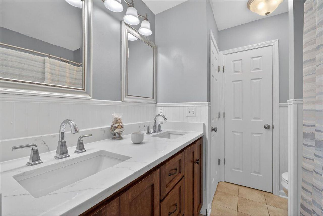 244 Larissa Drive Photo 20