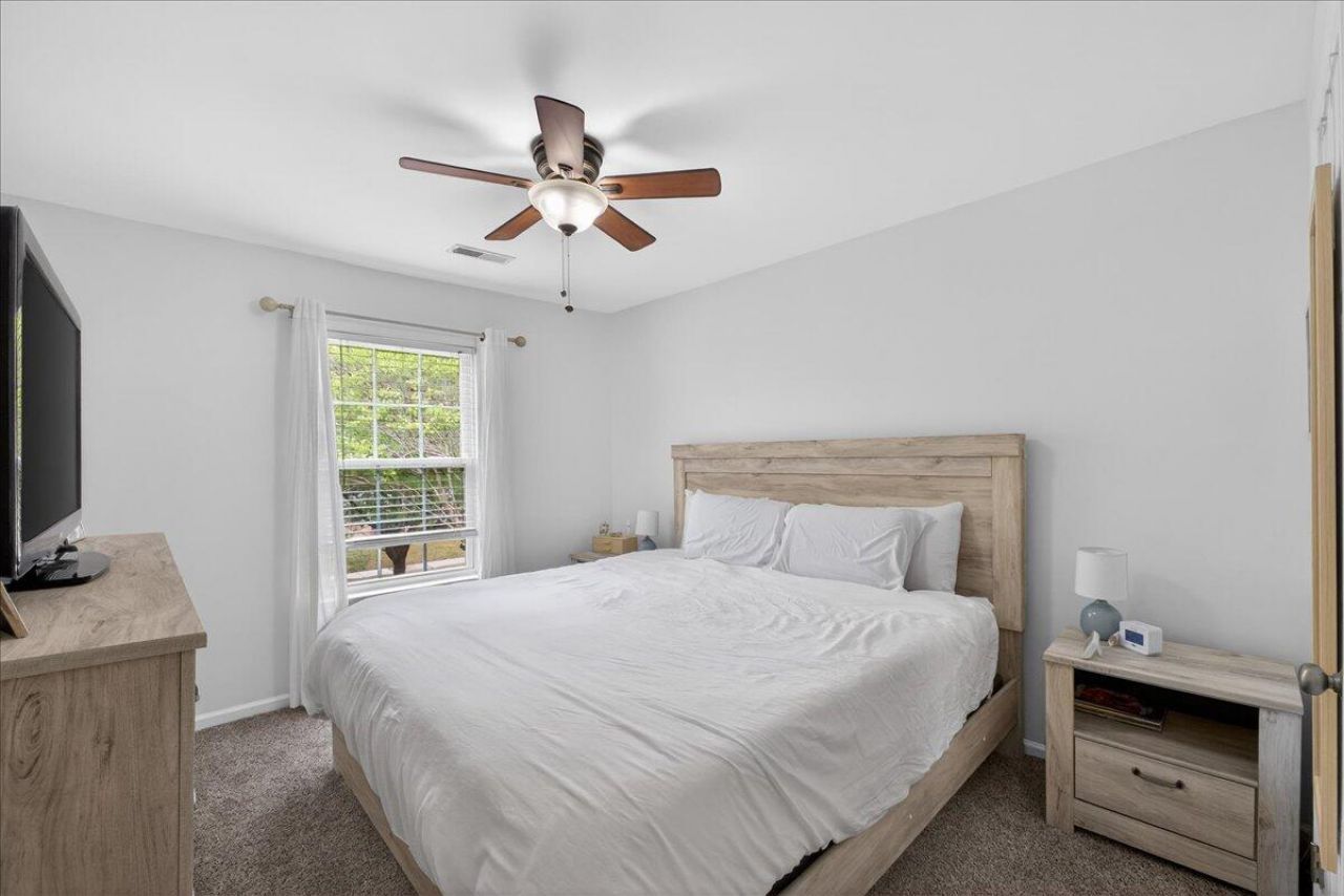 244 Larissa Drive Photo 25