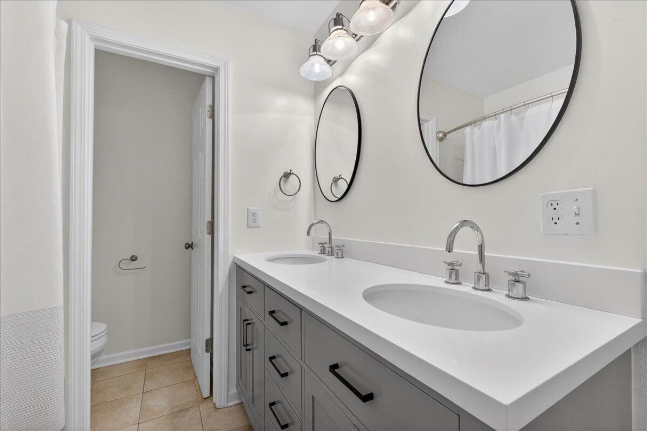 244 Larissa Drive Photo 27