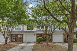 244 Larissa Drive photo 4