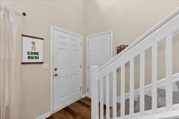 244 Larissa Drive photo 4