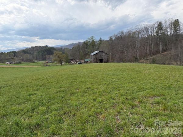 330 Tilson Road , Marshall, NC 28753