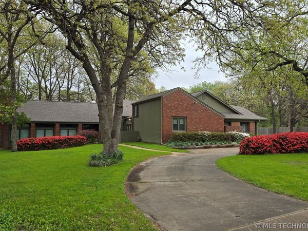 9901 S Sandusky Avenue, Tulsa, OK 74137