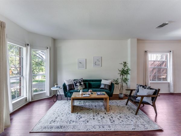 6605 Oasis DR, Austin, TX 78749