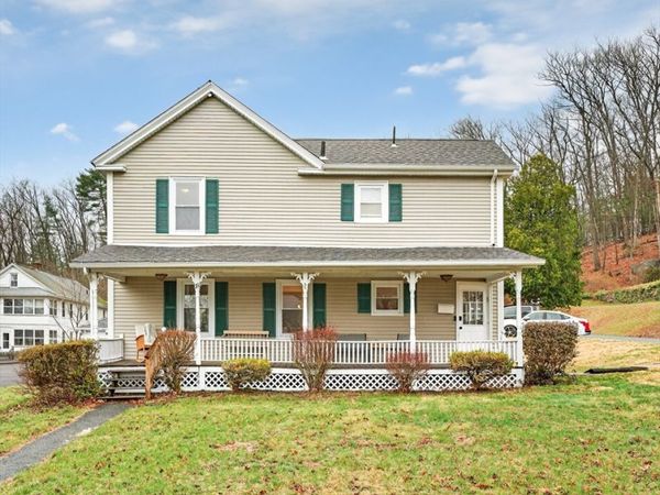 18 Holbrook St, Palmer, MA 01069