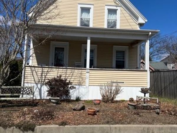 14 North St, Fairhaven, MA 02719