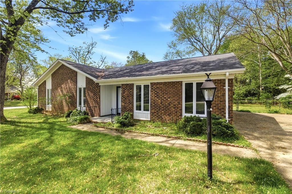 5401 Mcnairy Drive, Greensboro, NC 27455 Main Photo