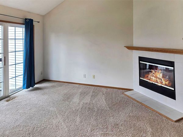 431 SE Woodbine Drive, Grimes, IA 50111