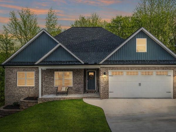 621 Sunset Valley Drive , Soddy Daisy, TN 37379