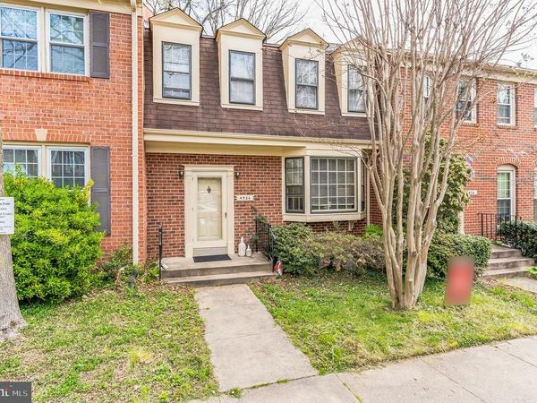 4926 CARRIAGEPARK ROAD , FAIRFAX, VA 22032